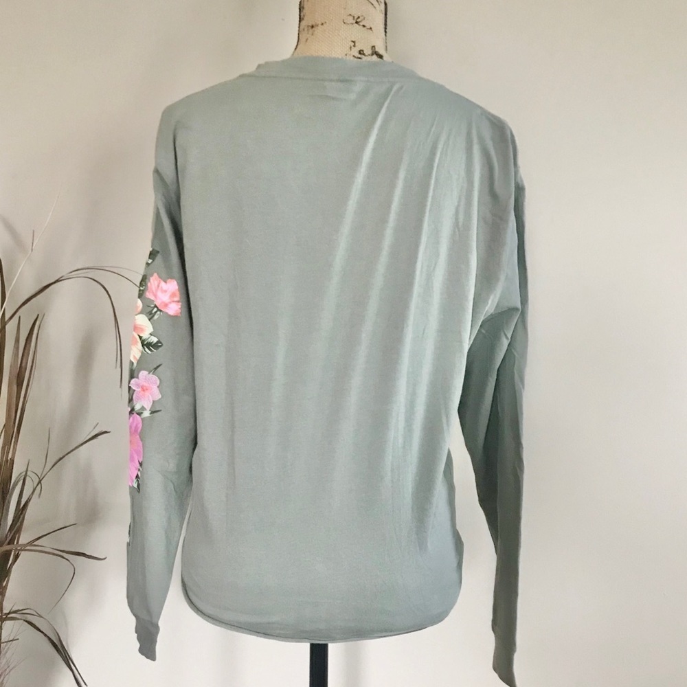 •VS PINK• tropical sleeve tee - Picture 2 of 6